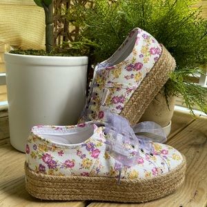 Superga Floral Edition (US 8 ½)